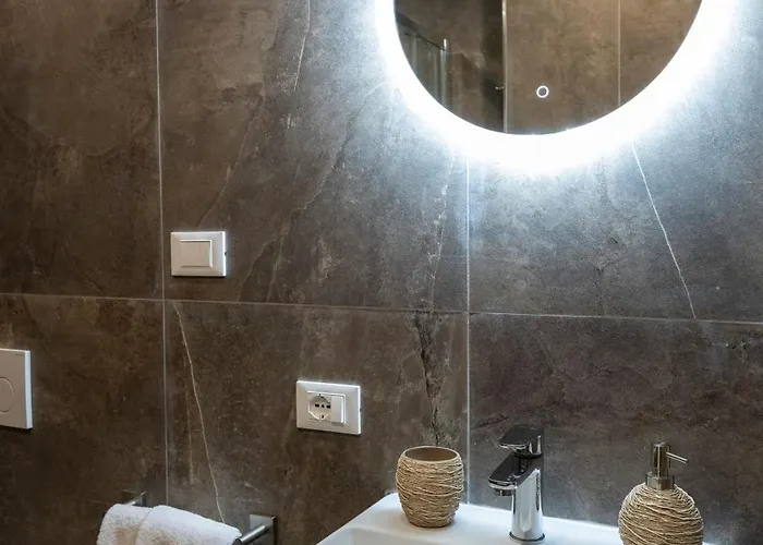 בית הארחה Jacuzzi Vatican Museum 4*