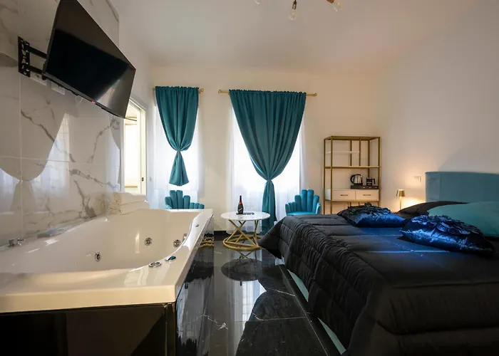 בית הארחה Jacuzzi Vatican Museum 4*
